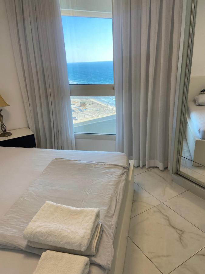 Amazing Suite On The Sea-סוויטה מדהימה על הים บัตยัม ภายนอก รูปภาพ
