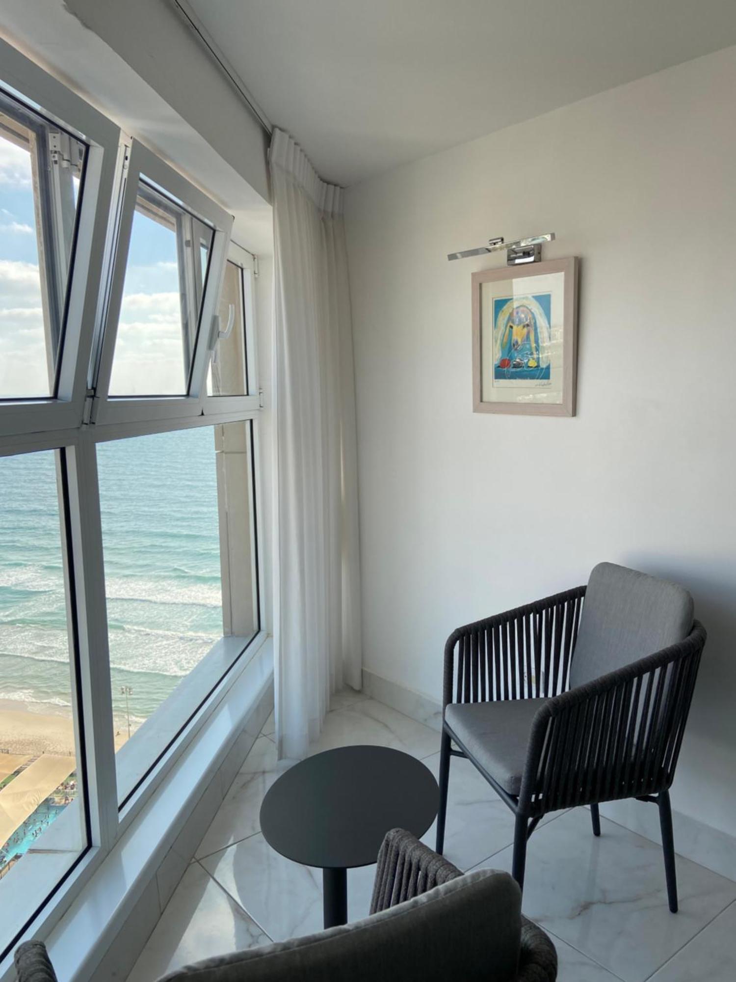 Amazing Suite On The Sea-סוויטה מדהימה על הים บัตยัม ภายนอก รูปภาพ