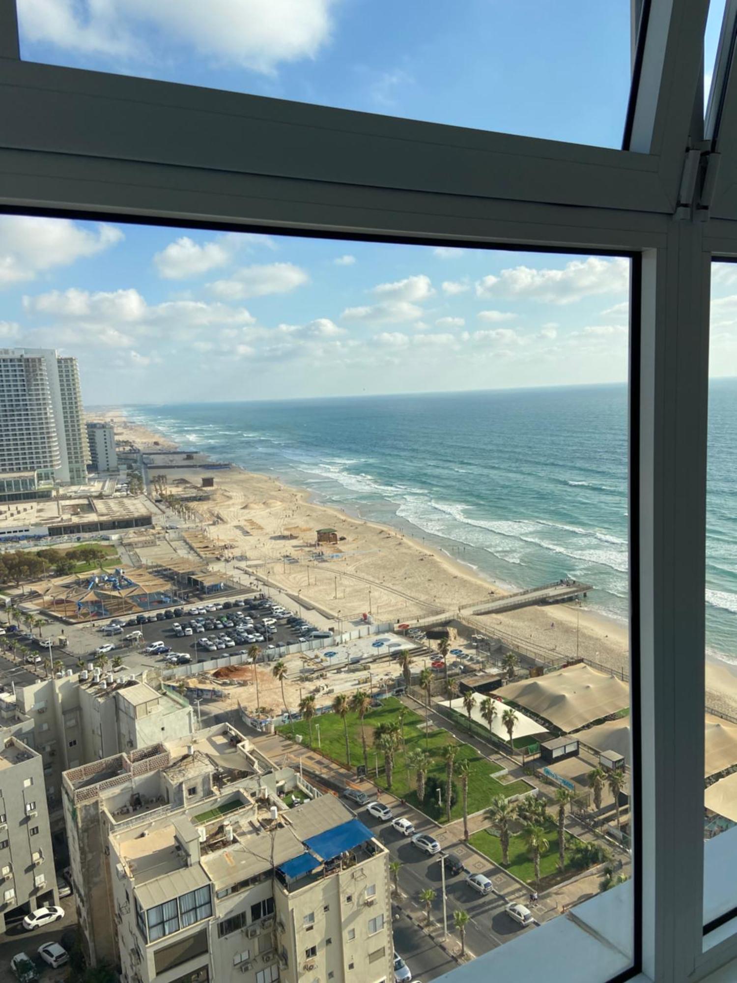 Amazing Suite On The Sea-סוויטה מדהימה על הים บัตยัม ภายนอก รูปภาพ