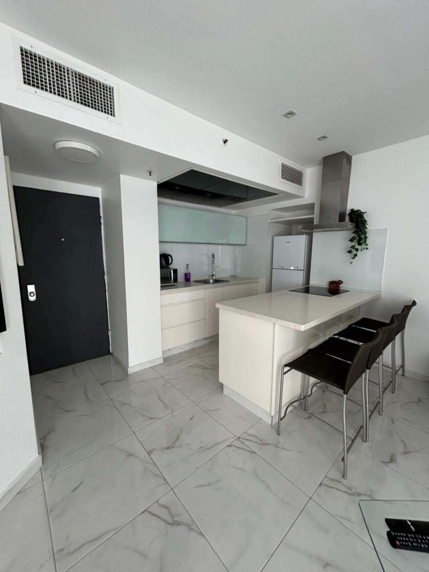 Amazing Suite On The Sea-סוויטה מדהימה על הים บัตยัม ภายนอก รูปภาพ
