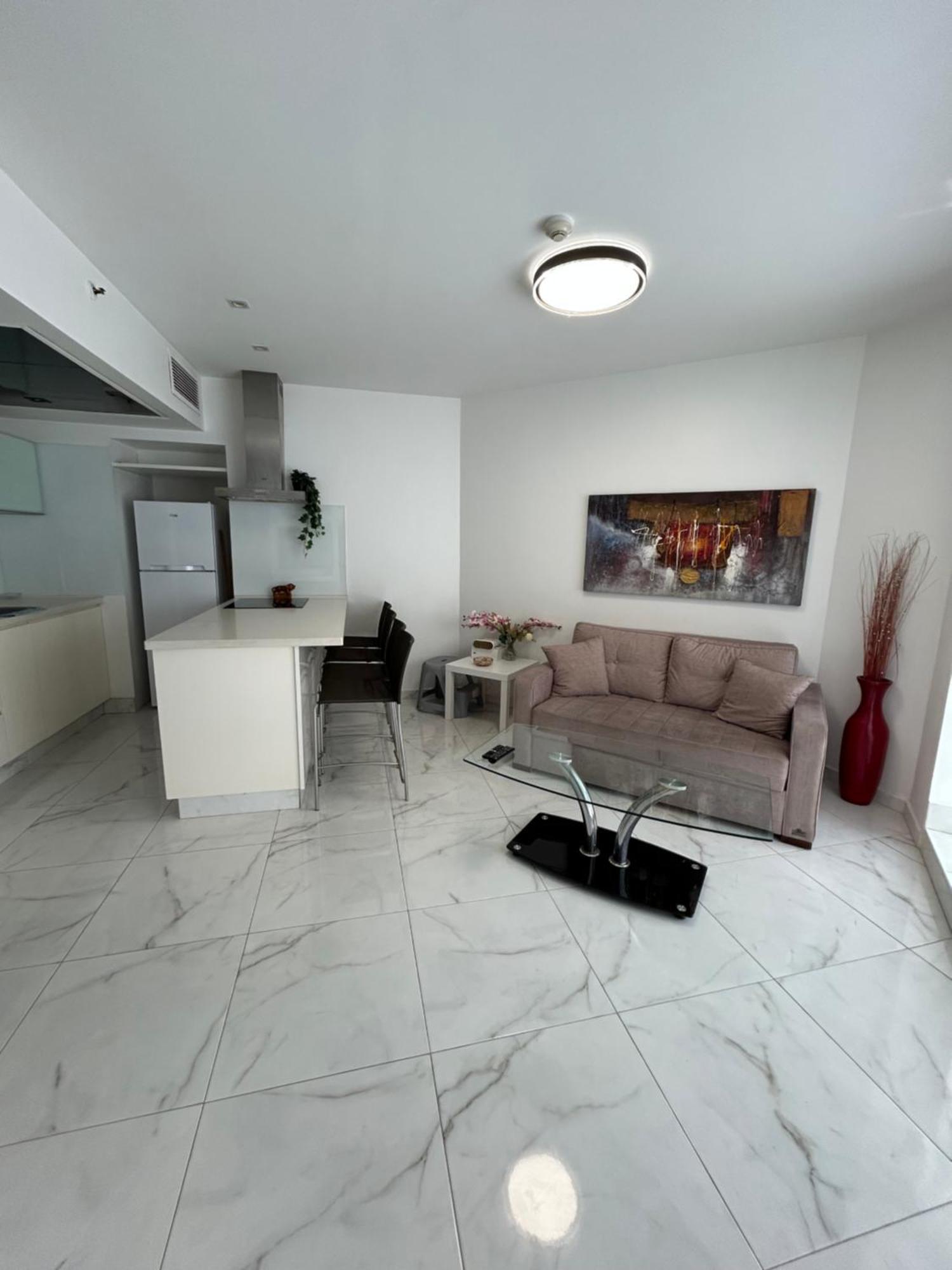 Amazing Suite On The Sea-סוויטה מדהימה על הים บัตยัม ภายนอก รูปภาพ