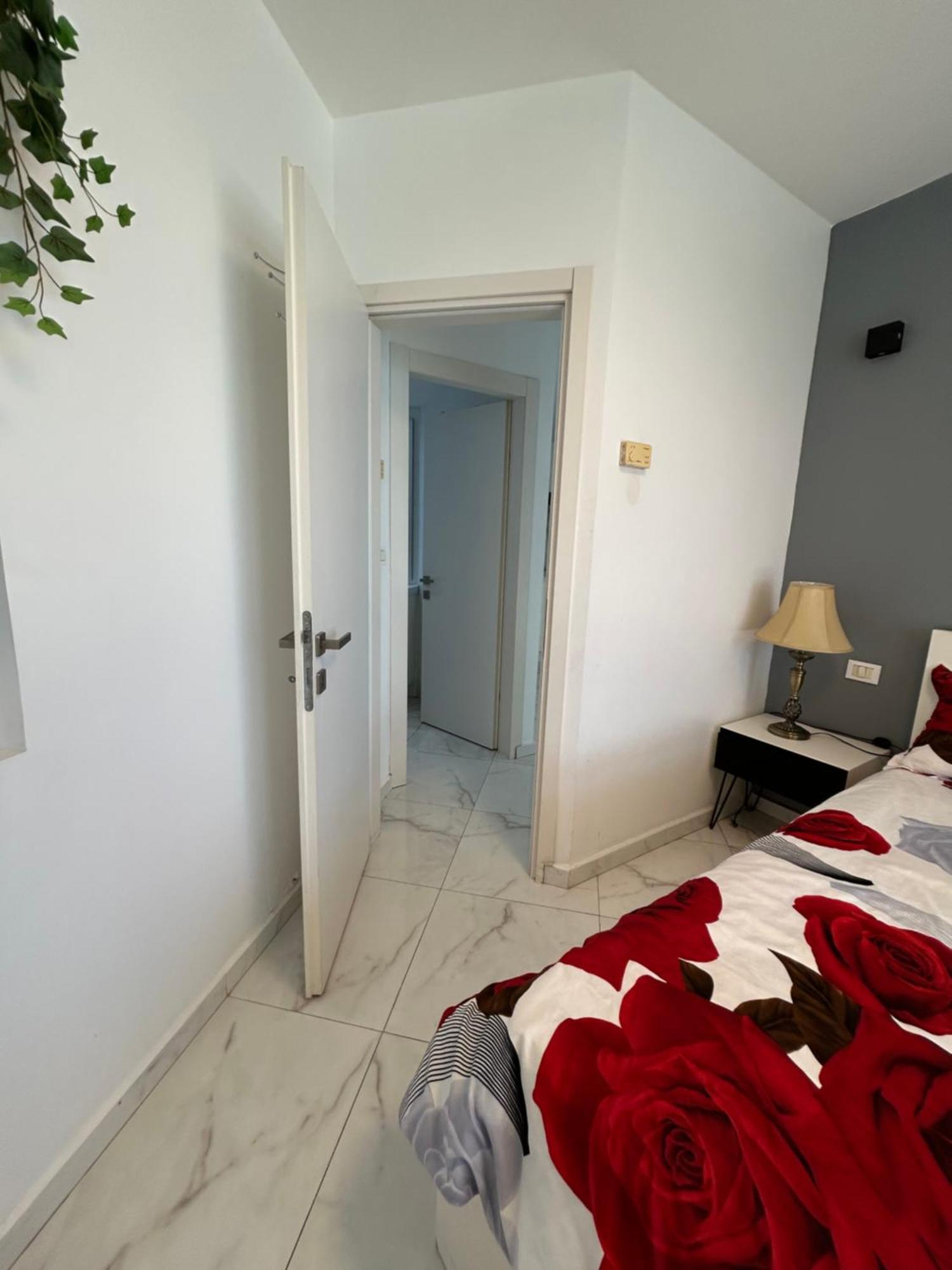 Amazing Suite On The Sea-סוויטה מדהימה על הים บัตยัม ภายนอก รูปภาพ